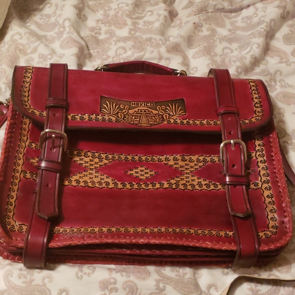 Genuine leather messenger bag